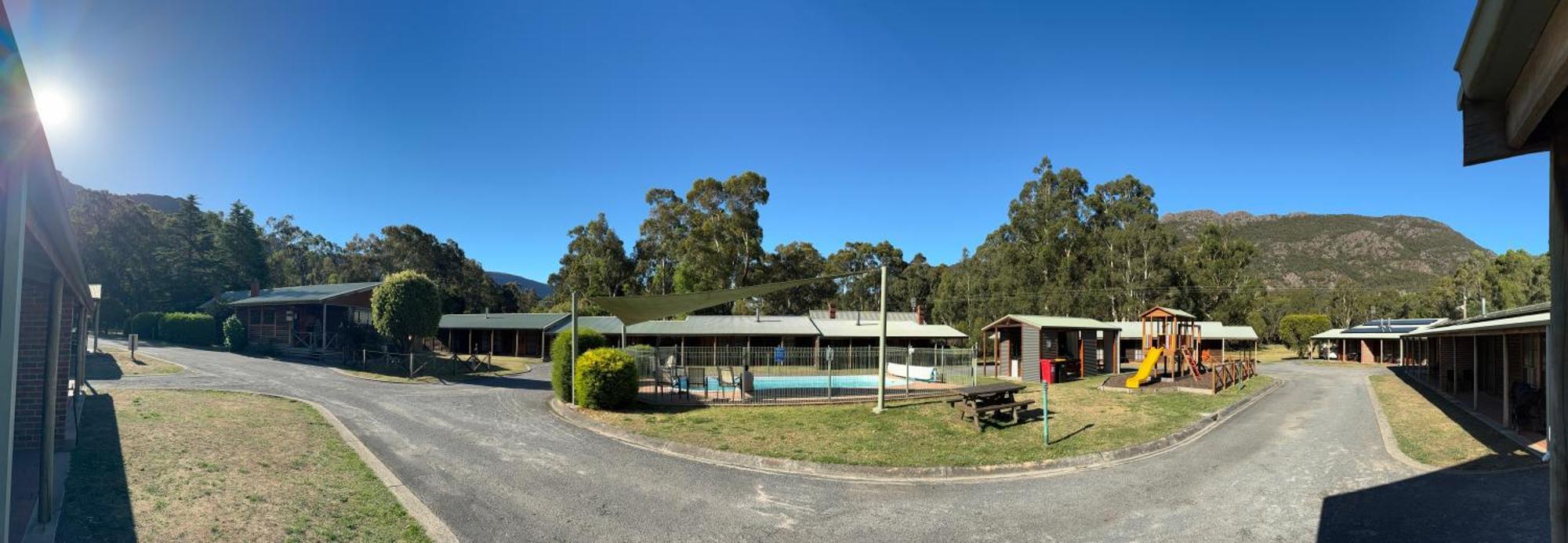 Halls Gap Log Cabins Esterno foto