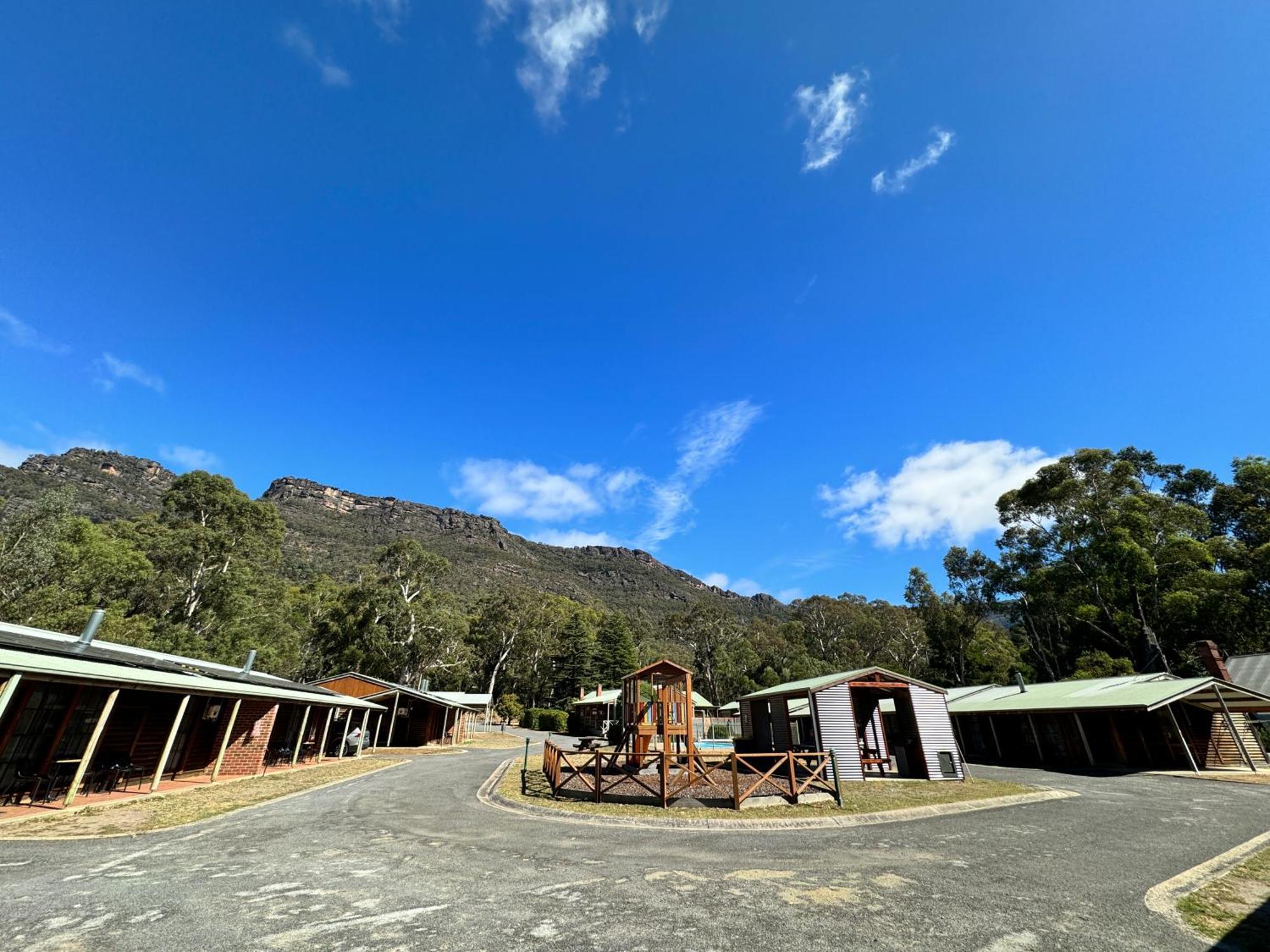 Halls Gap Log Cabins Esterno foto